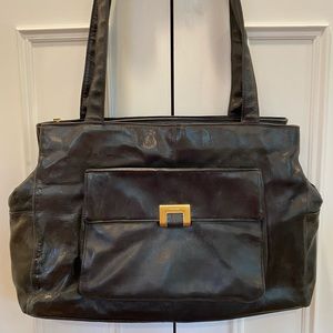 Perlina Black Leather Shoulder Bag